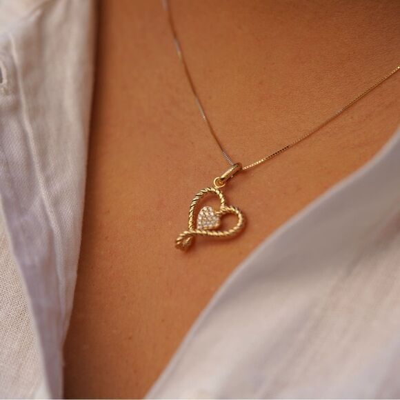 14K Solid Gold Heart Charm | Elegant Gold Pendant | Symbol of Love - Picture 5 of 6